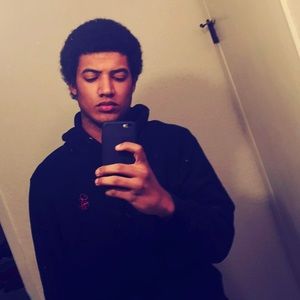 Meet your Posher, Nicholas